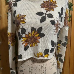 Sunflower cropped sweater
